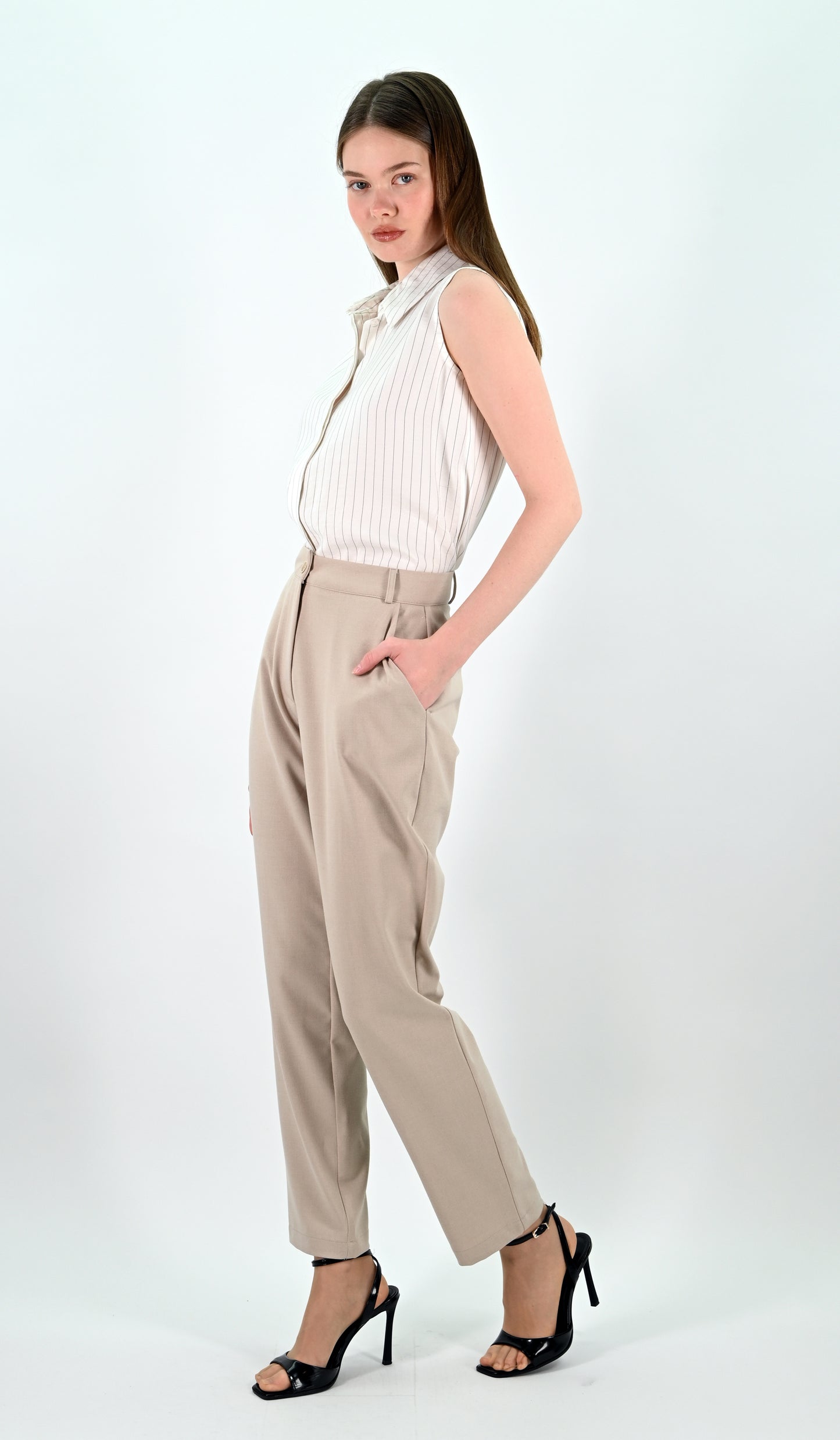 Straight Leg Trousers - Beige