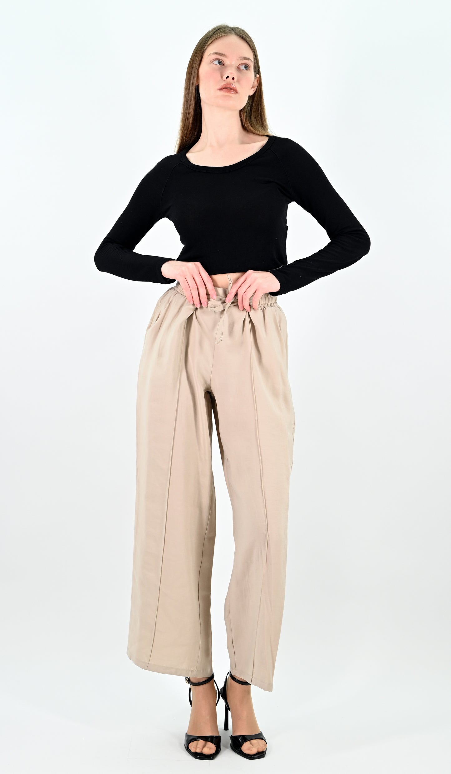 Wide Leg Trousers - Beige